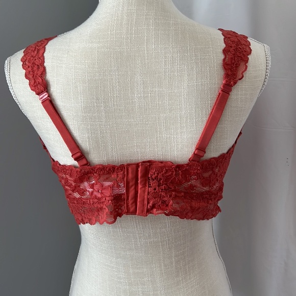 No Boundaries Lace Bralette Red - Picture 2 of 4